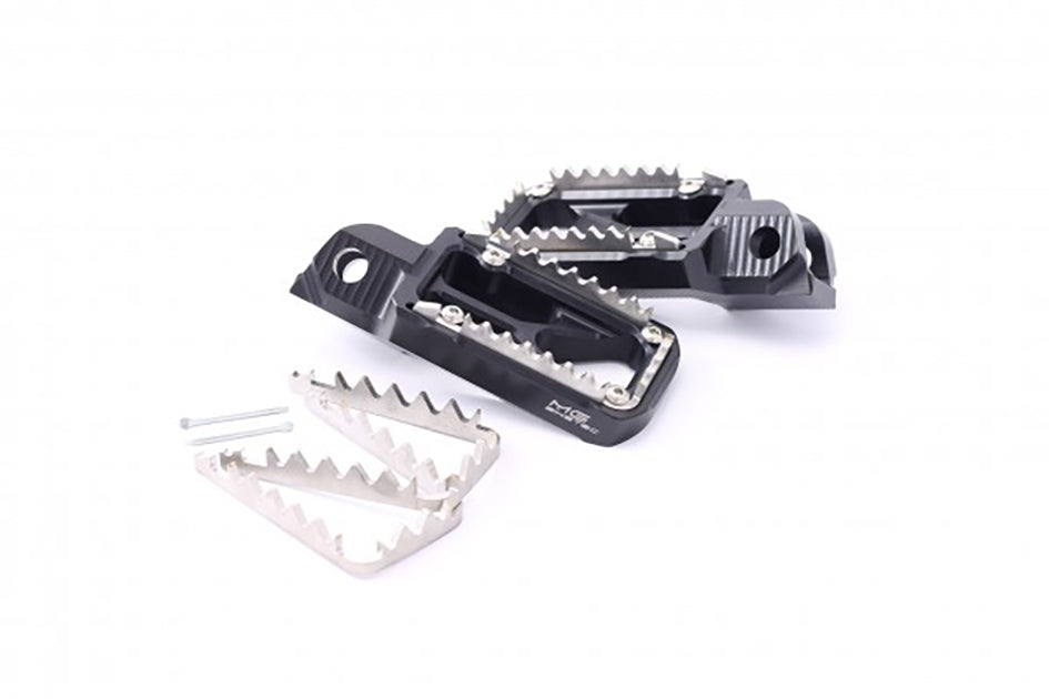 MG Biketec Enduro / SM foot peg set incl. stainless inserts & sliders (2600-653014)