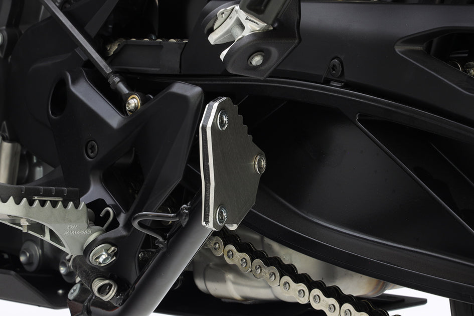 Crosspro Side Stand Base Extension, Textured Black – KTM 790 Adventure 2022 / KTM 790 Adventure R 2023–2024
