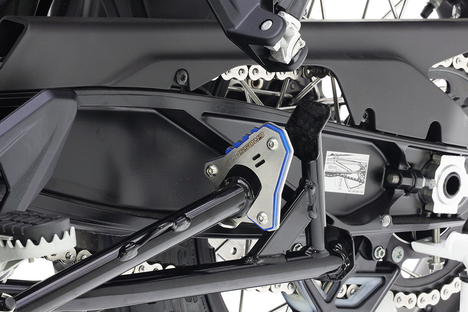 Crosspro Side Stand Base Extension, Blue – KTM 790 Adventure 2022 / KTM 790 Adventure R 2023–2024