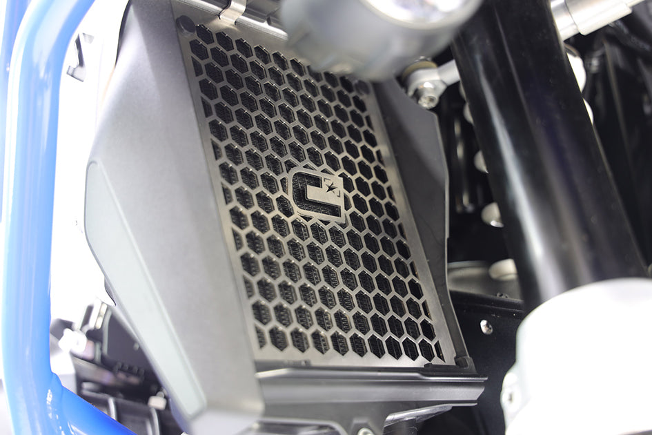 Crosspro Front Radiator Guard, Brushed Stainless – BMW R1300GS 2023–2026 / BMW R1300GS Adventure 2025–2026