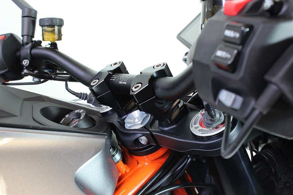 Gilles Adjustable Handlebar Risers, Black (2DGT-09-23-B)