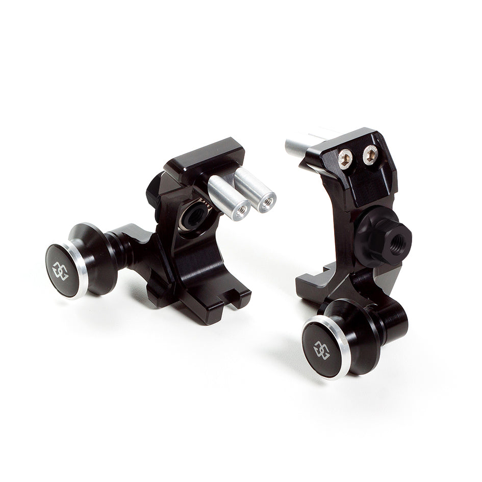 Gilles AXB Chain Adjusters - Black - (Includes Paddock Stand Adaptors) – Yamaha MT-07 2014–2026 / Yamaha XSR700 2016–2026