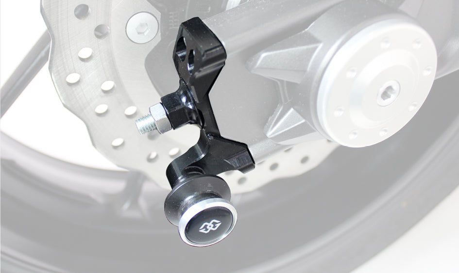 Gilles AXB Chain Adjusters - Black - (Includes Paddock Stand Adaptors) – Yamaha MT-07 2014–2026 / Yamaha XSR700 2016–2026