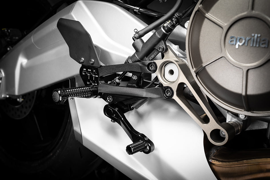 Gilles FX Racing Rearset Kit - Conventional & Reverse Shift Possible – Aprilia RS660 / Factory 2020–2026 / Aprilia Tuono 660 / Factory 2021–2026