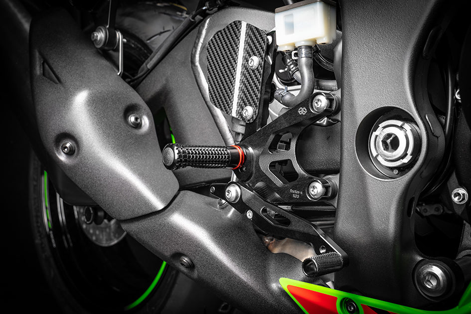 Gilles FX Racing Rearset Kit - Conventional & Reverse Shift Possible – Kawasaki ZX-10R / RR 2021–2025
