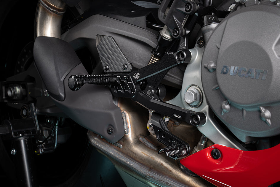 Gilles FXR2 Racing Rearset Kit