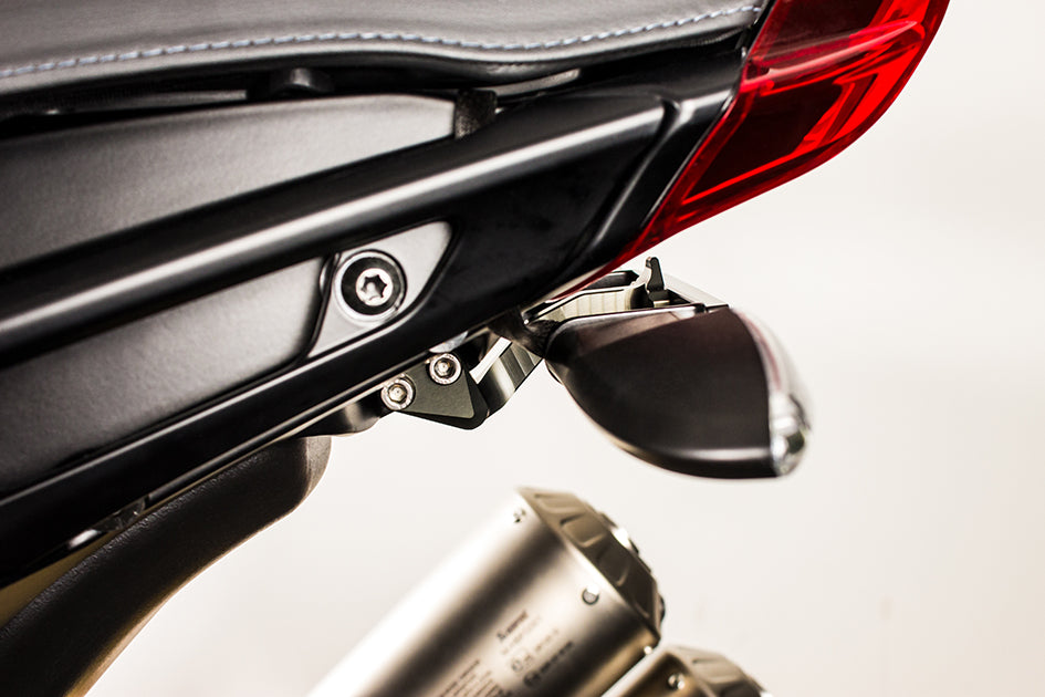 Gilles Licence Plate Holder Set