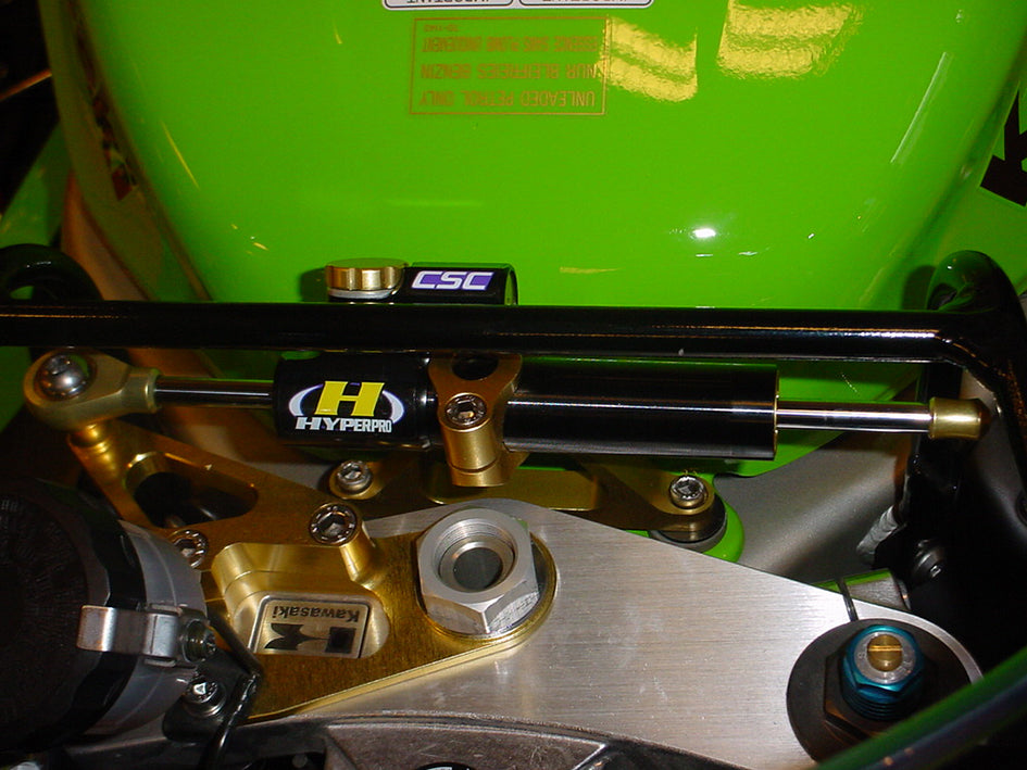Hyperpro Steering Damper Mounting Kit, Gold, other colours available - Top / Tank (916 Style - damper reversed) – Kawasaki ZX-6R 2000–2001 / Kawasaki ZX-6R A1 2002