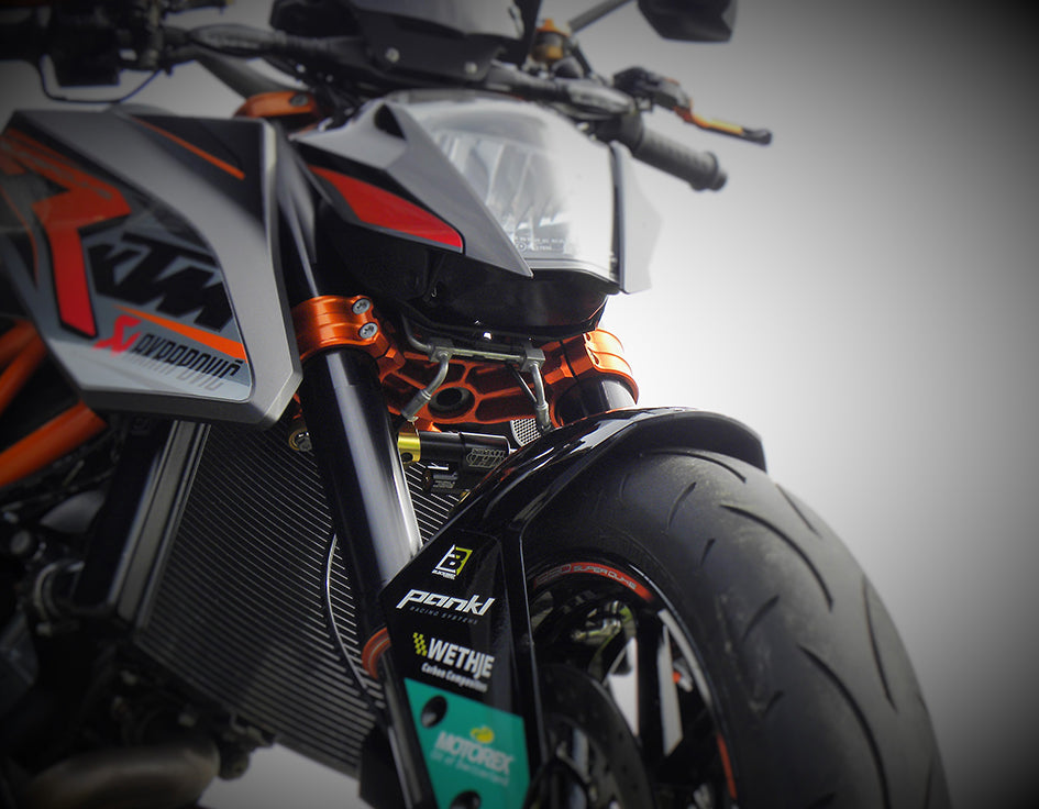 Hyperpro Steering Damper Mounting Kit, Gold, other colours available - In Original Position (damper reversed) – KTM 1290 Super Duke / R 2014–2019 / KTM 1290 Super Duke GT 2016–2023