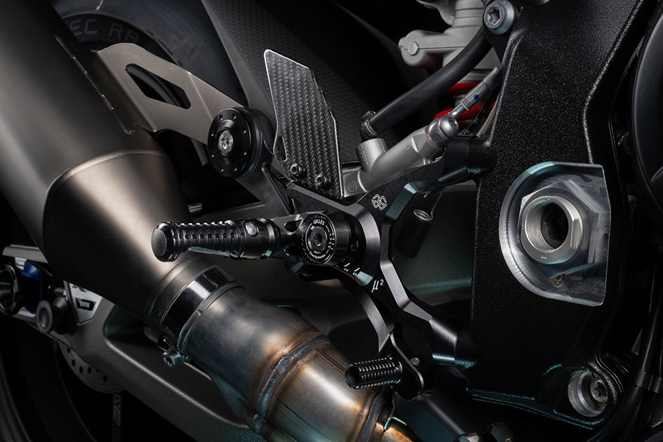 Gilles MUE2 Adjustable Rearset Kit – BMW M1000RR 2021–2026 / BMW S1000RR 2019–2026