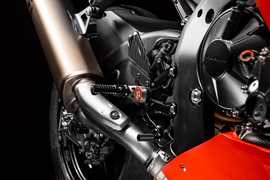 Gilles MUE2 Adjustable Rearset Kit - (Supplied With Folding Footpegs) – Honda CBR1000RR Fireblade 2020–2026