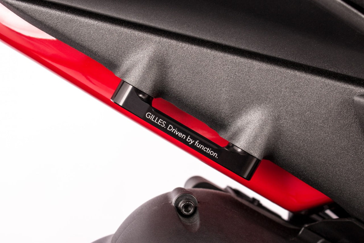Gilles Pillion Footrest Covers – Ducati Panigale V4 / S / R 2018–2026 / Ducati Streetfighter V4 / S / SP 2020–2026