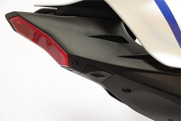Gilles Race Cover Kit for License Plate Holder, Rear View Mirrors & Pillion Footpeg Hangers