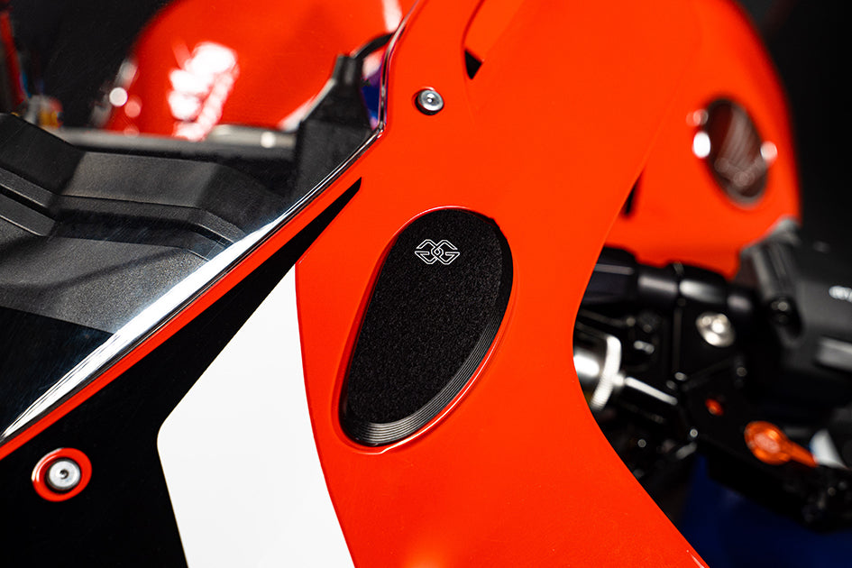 Gilles Race Cover Kit - Black