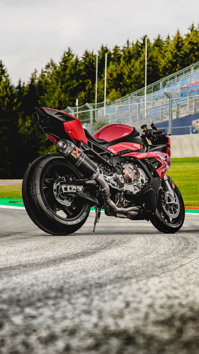 Akrapovic Full System (Carbon Silencer & Titanium Headers) - Race – BMW M1000RR 2021–2024 / BMW S1000RR 2019–2026
