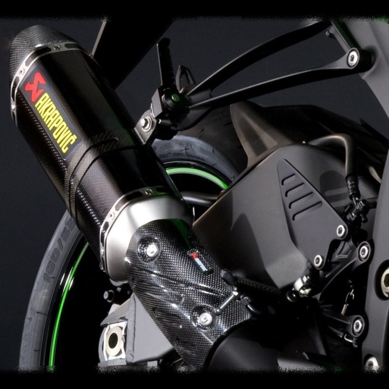 Akrapovic Carbon Silencer Slip-On Kit - Road Legal Removable Baffle – Kawasaki ZX-6R 2013–2018