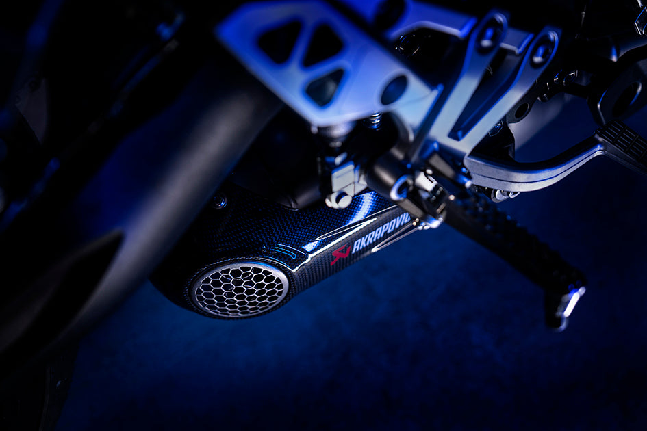 Akrapovic 2-1 Full System - Road Legal – Suzuki GSX-8R 2024–2026 / Suzuki GSX-8S 2023–2026