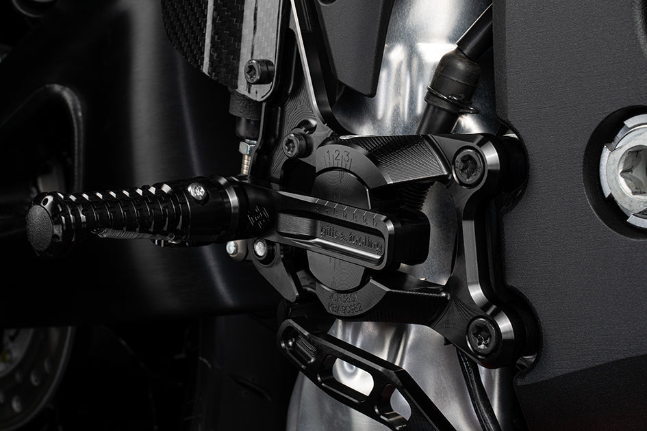 Gilles VCR Adjustable Rearset Kit - Standard Shift Only